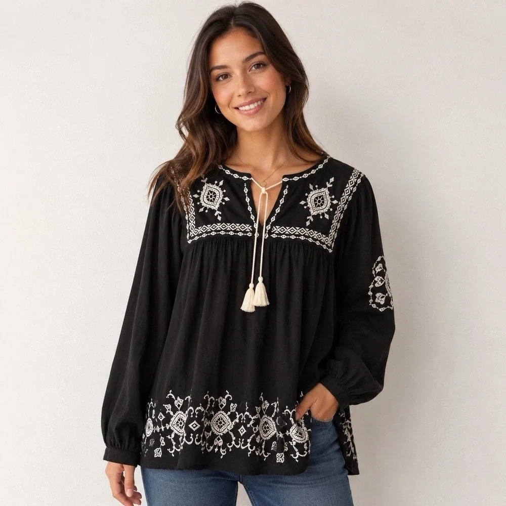 Old Navy XL Black Embroidered Peasant Blouse Boho Tunic Long Sleeve Cotton